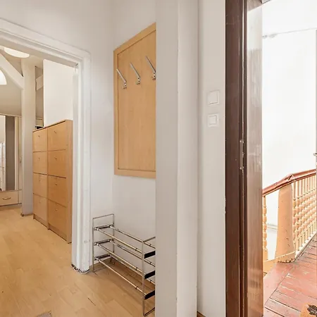 Main Station Appartement *